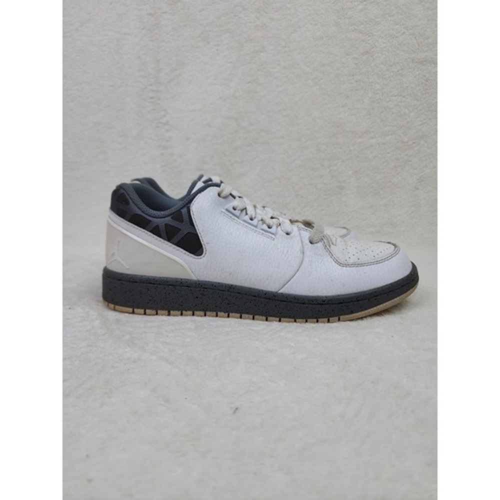 Size 5.5 - Jordan 1 Flight 3 Low White Cement
